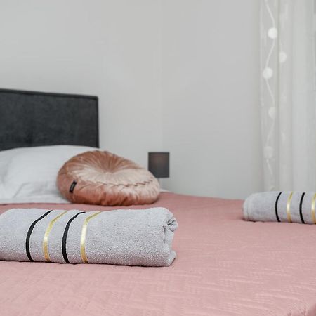 Apartment Ivana Малинска Екстериор снимка